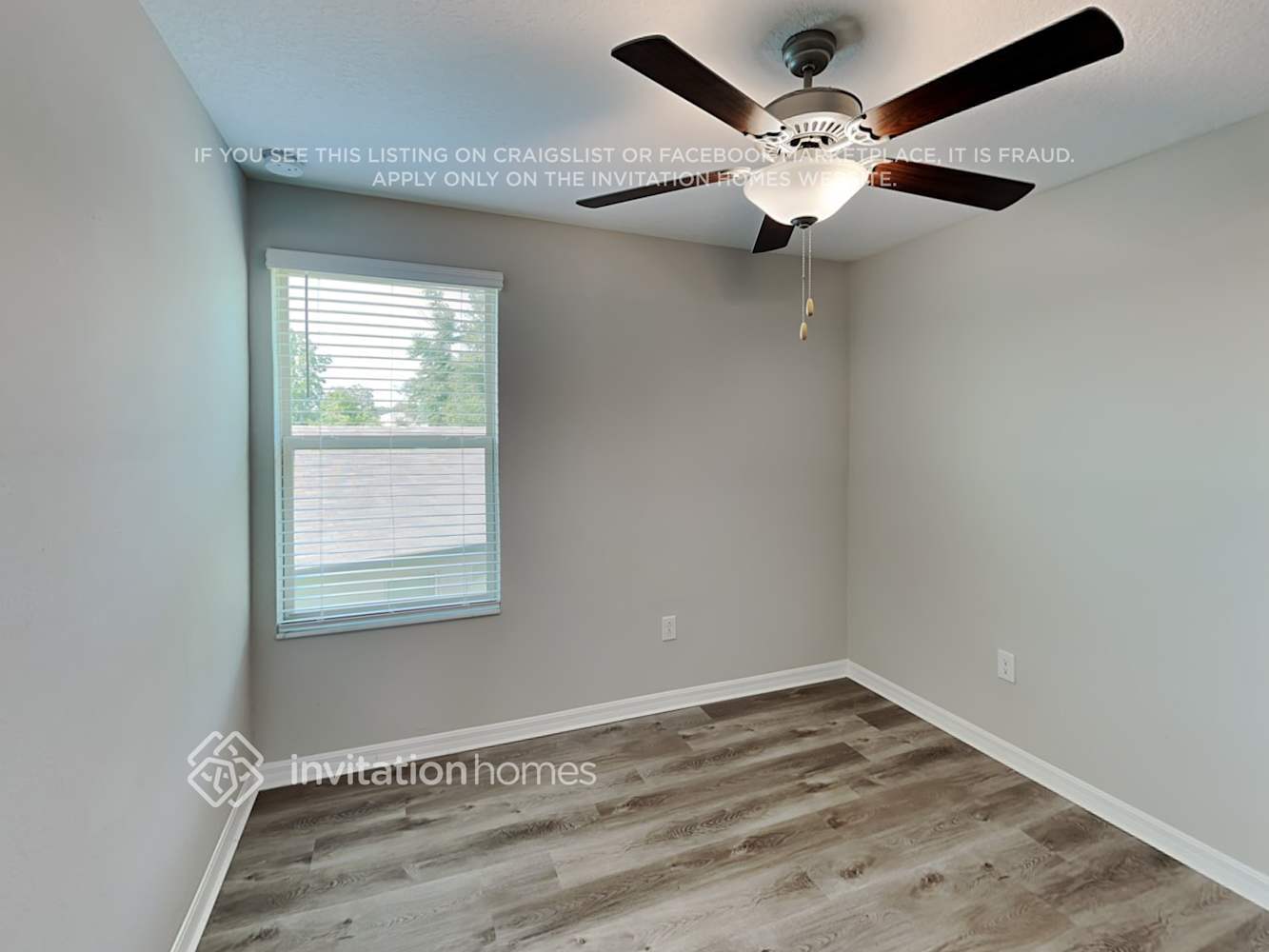 Building Photo - 11942 Miracle Mile Dr