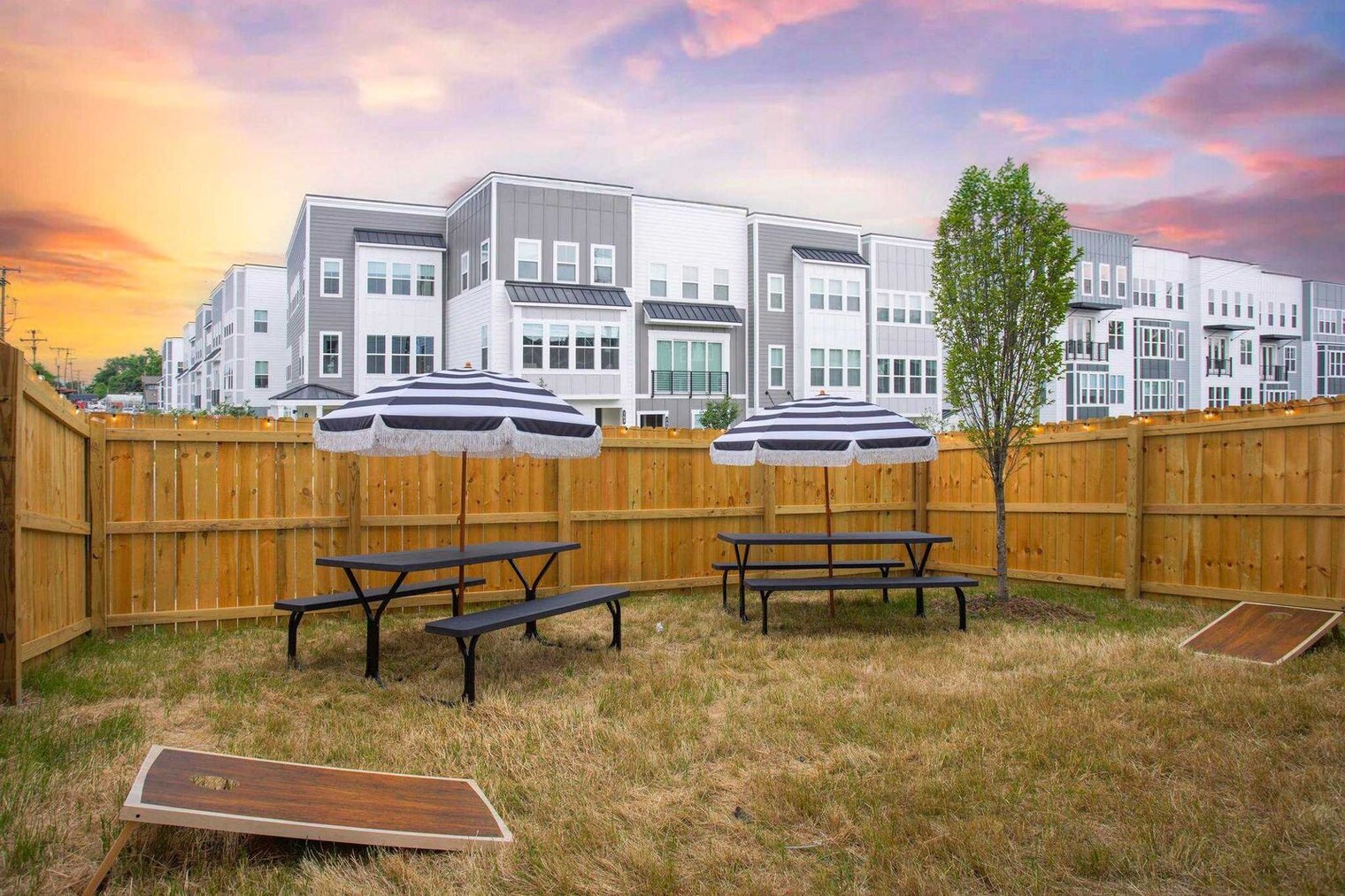 Building Photo - 4021 Indiana Ave