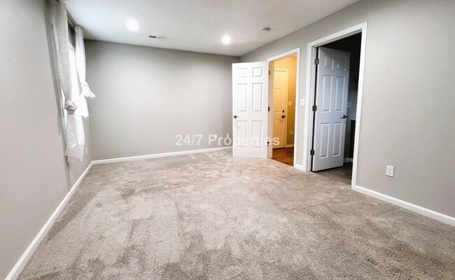 Building Photo - Inviting 3 BD | 2 BA Home with Big Backyard in West Linn