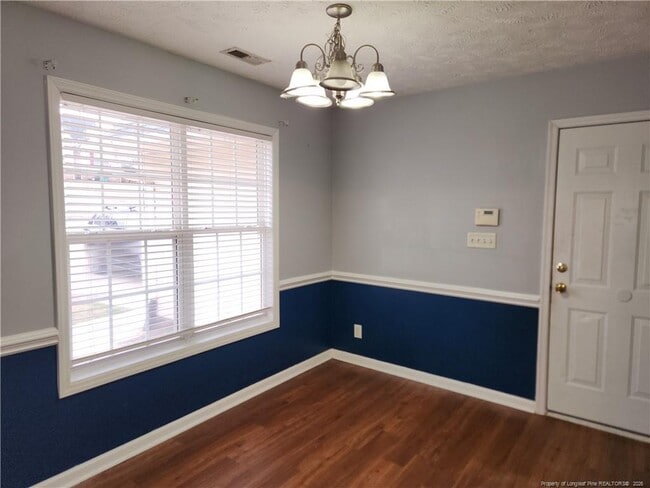 Building Photo - 7720 Redwood Ave