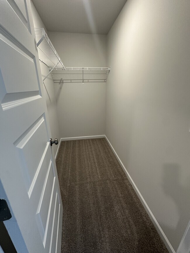 Building Photo - 4121 Hudson Ct SW