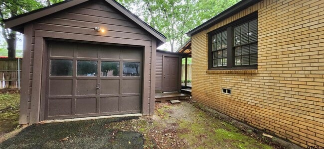 Building Photo - 539 Williams Ct