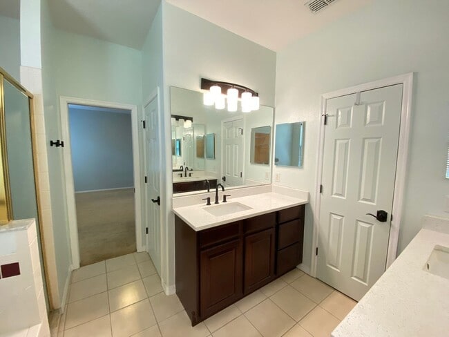 Building Photo - 8763 Coco Plum Pl