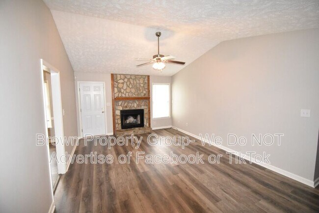 Building Photo - 6313 Applewhite Rd