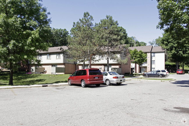 Building Photo - Hilltop Apartments