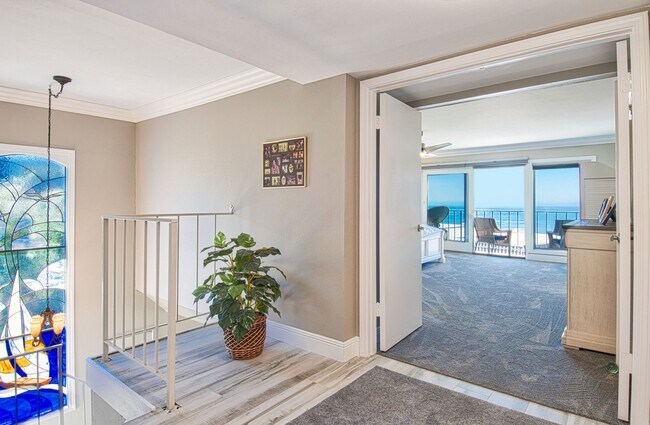 Building Photo - 9 Month Winter Lease - 9/12/26-5/22/27