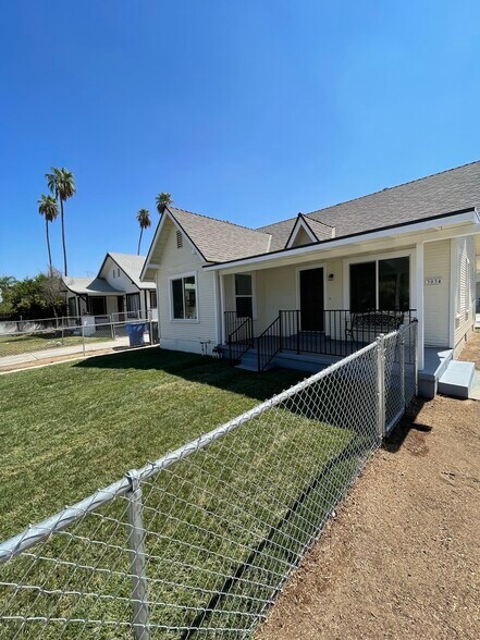 Building Photo - 3034 Lemon St