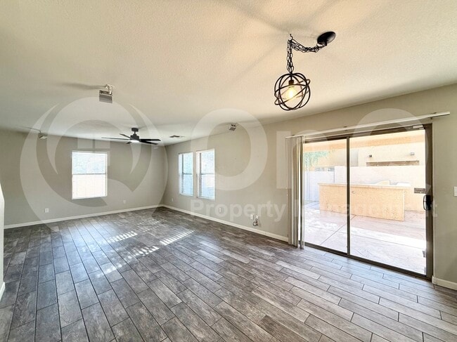 Building Photo - 8530 E Kiva Ave