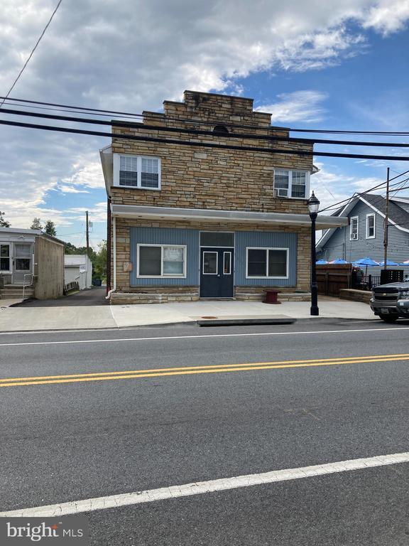 Building Photo - 1232 N Main St