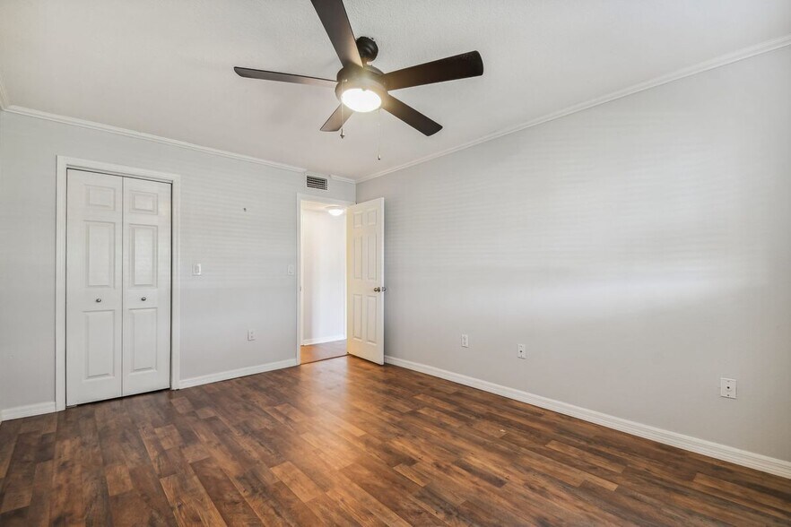 Building Photo - 5558 Baywater Dr