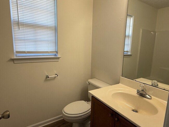 Building Photo - 12631 Cumberland Crest Dr