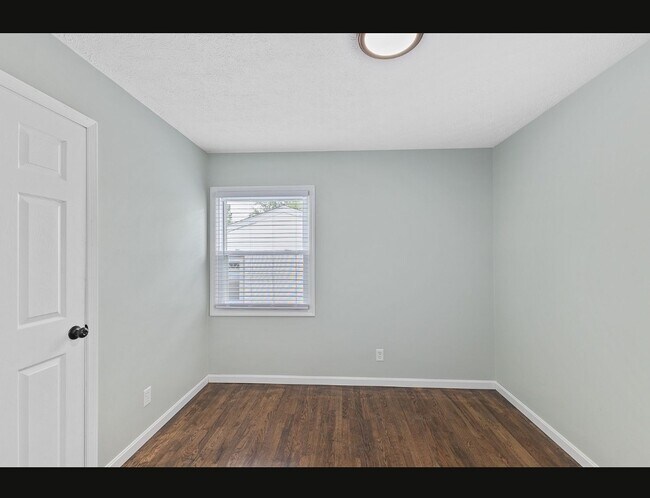 Building Photo - 3782 Feather Ln