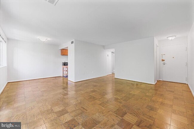 Building Photo - 10444 Rockville Pike