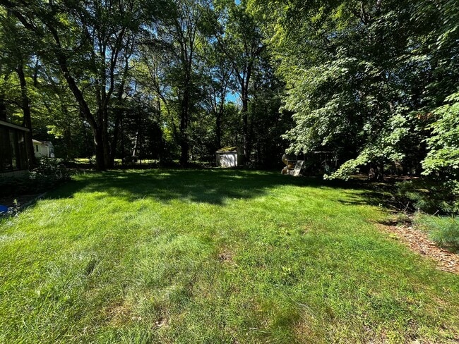 Building Photo - Spacious & Serene 4 Bedroom Country Contem...
