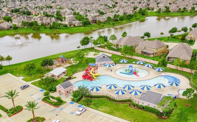 Building Photo - 2607 Easton Springs Ct