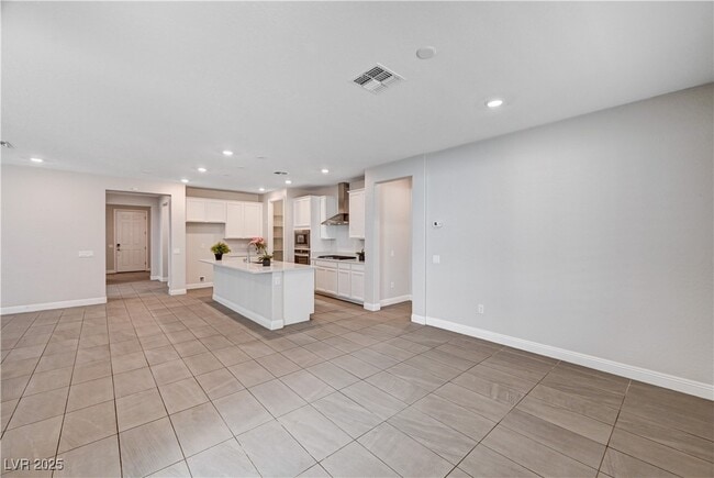 Building Photo - 2110 Millergrove Ave