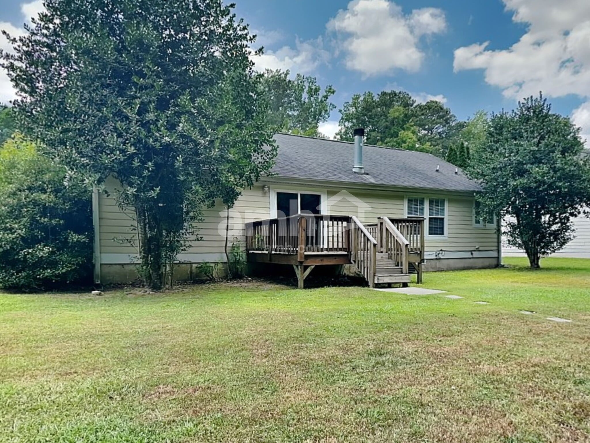 Building Photo - 495 Hunnicut Rd SE