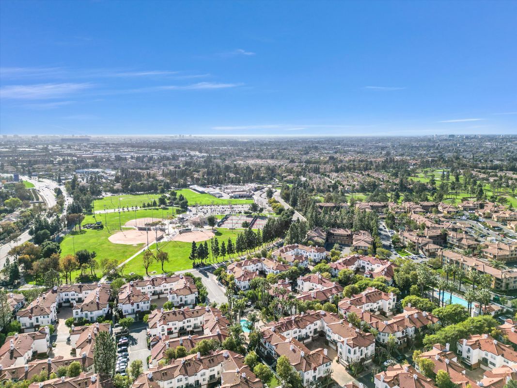 Building Photo - 2861 Ballesteros Ln