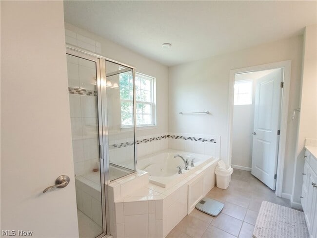 Building Photo - 4509 Millbrook Way