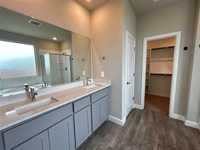 Building Photo - 16028 Bronte Lane