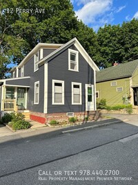 Building Photo - 12 Perry Ave