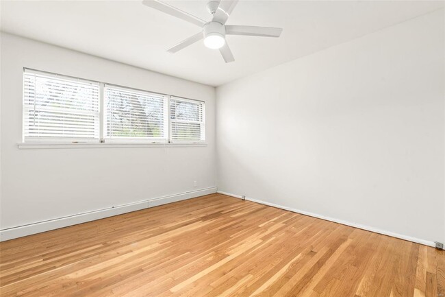 Building Photo - 767 Wenneker Dr