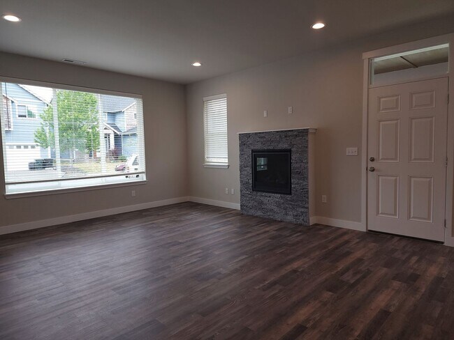 Building Photo - Yelm Creek Estates, New Construction 4 Bedroom, 2.75 Bathroom with Den