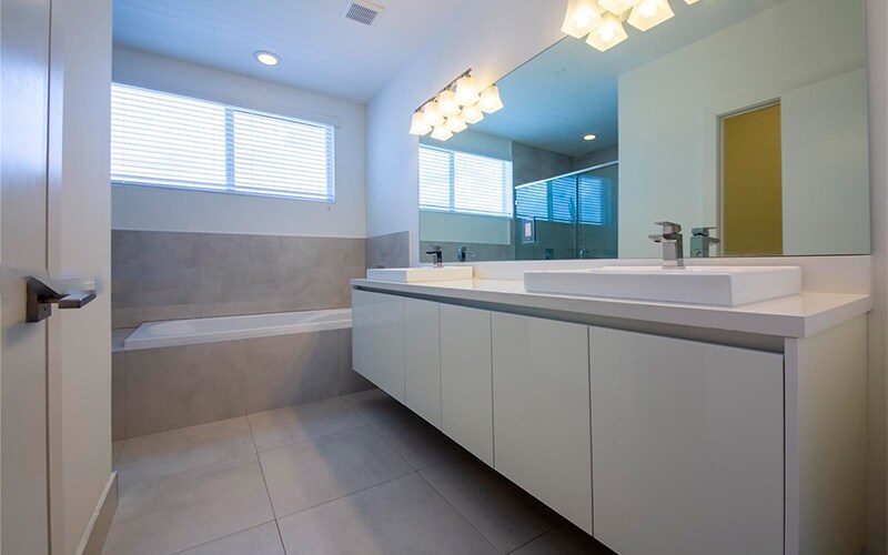 Building Photo - 6839 NW 103rd Ave