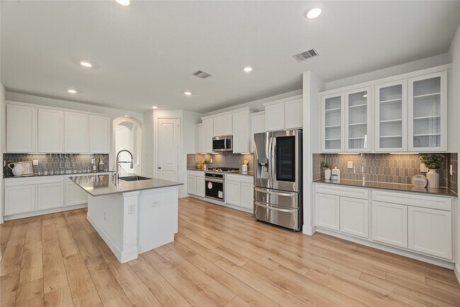 Building Photo - 4802 Albany Shores Ln