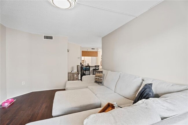 Building Photo - 795 Hammond Dr