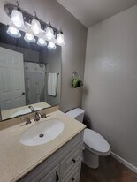 Building Photo - 5704 E Aire Libre Ave