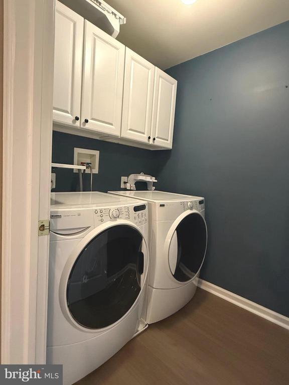 Building Photo - 122 Providence Ln