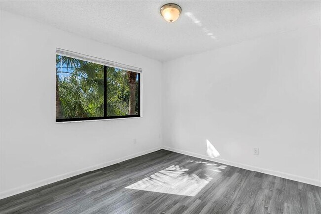 Building Photo - 9222 W Atlantic Blvd