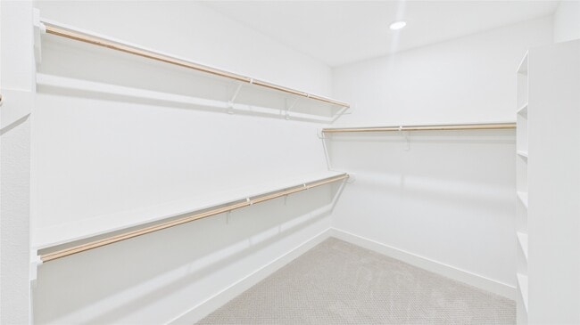 Building Photo - 9609 Valeca Dr