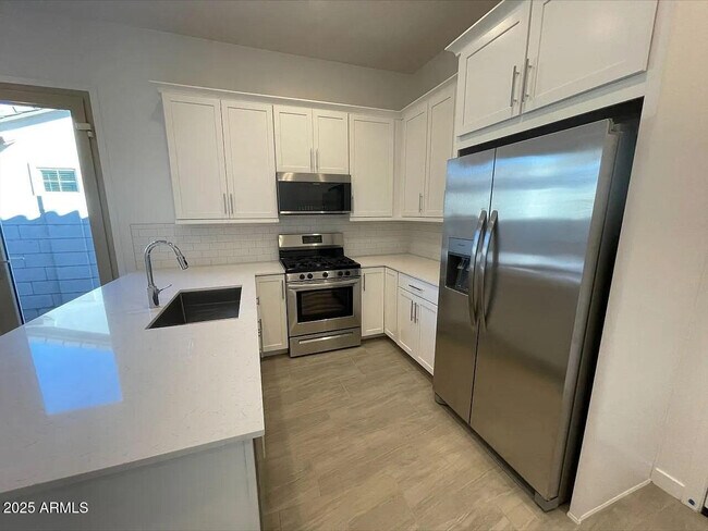 Building Photo - 207 E Gemini Pl