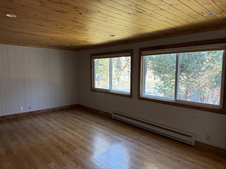 Building Photo - 1714 NW Steidl Rd