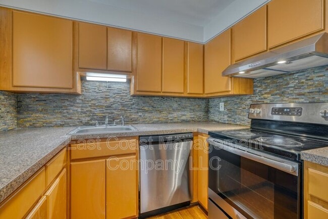 Building Photo - 5413 King Arthur Cir