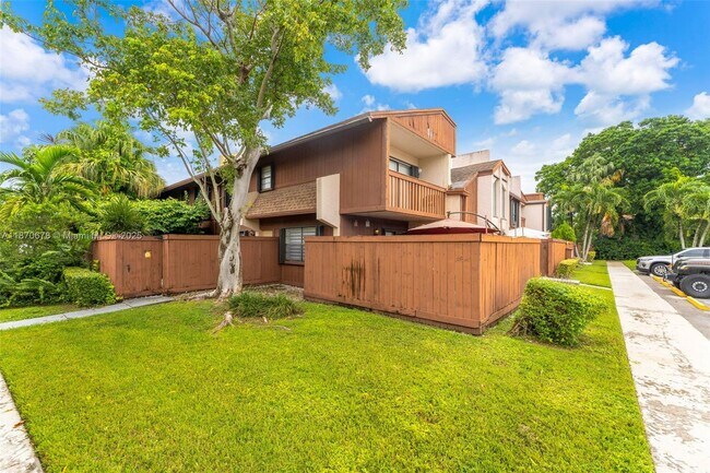 Building Photo - 6614 SW 114th Pl