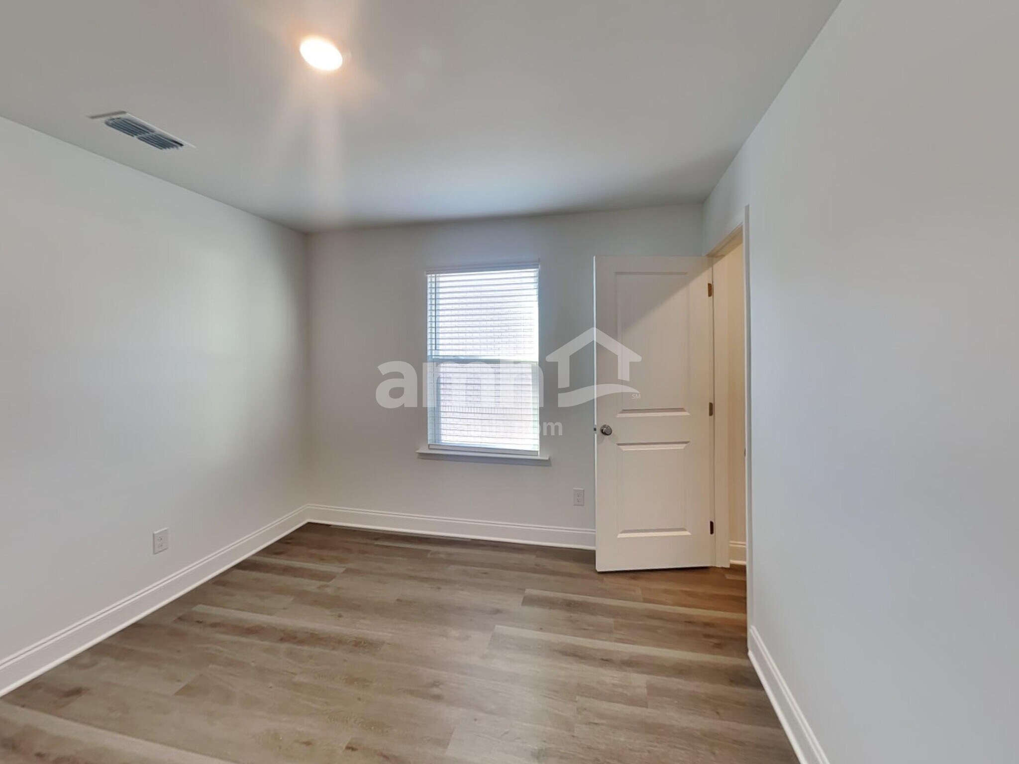 Building Photo - 207 Argea Dr