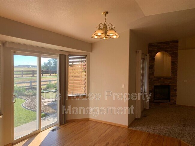 Building Photo - 208 Whitney Bay