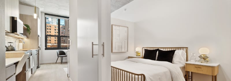 Building Photo - 814 N Wells St