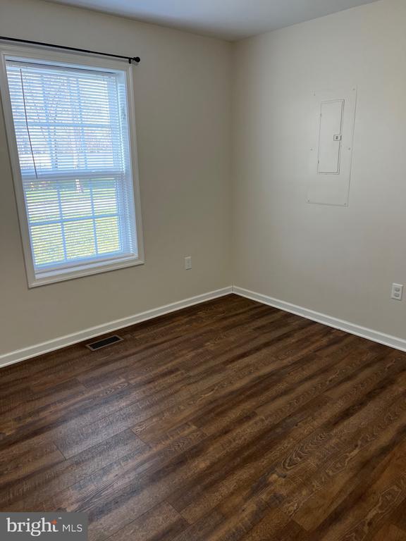 Building Photo - 189 Neptune Wy