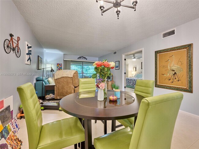 Building Photo - 10143 Mangrove Dr