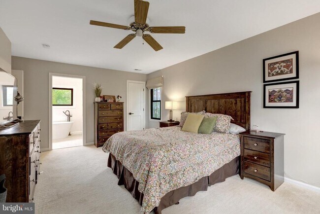 Building Photo - 10904 Belgravia Ct