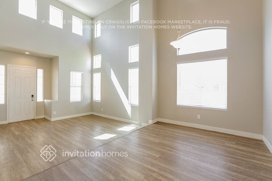 Building Photo - 9828 Maidenfair Ct