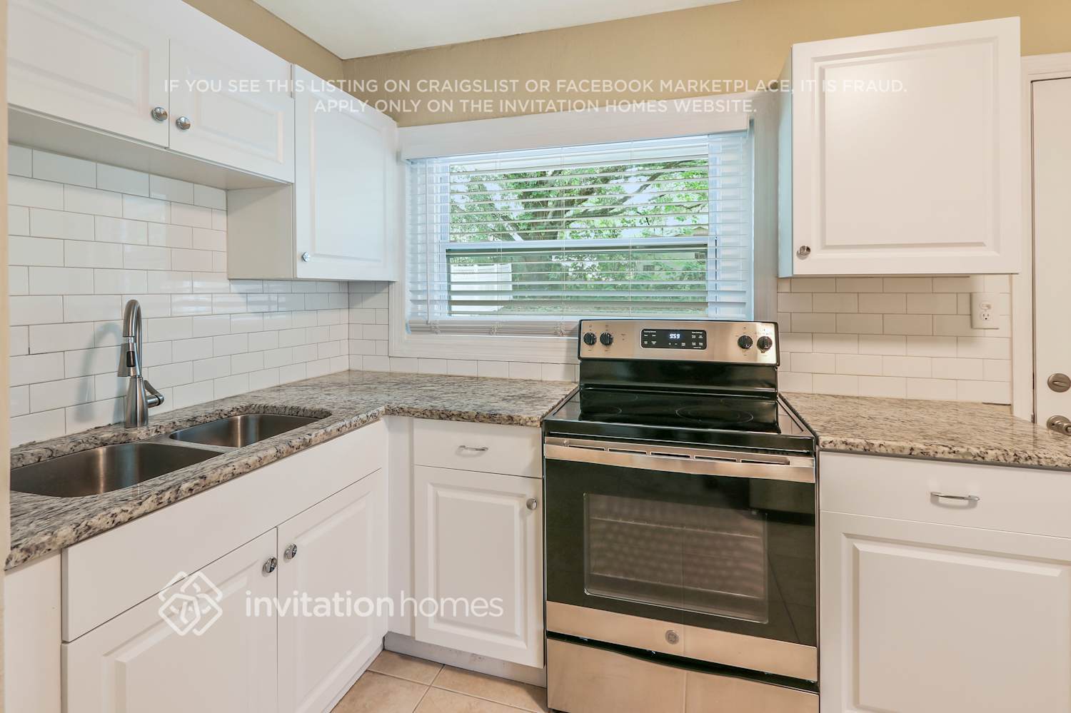 Building Photo - 4209 N Downing Ave