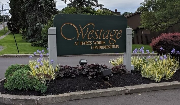 Entrance. - 29 Great Wood Ct