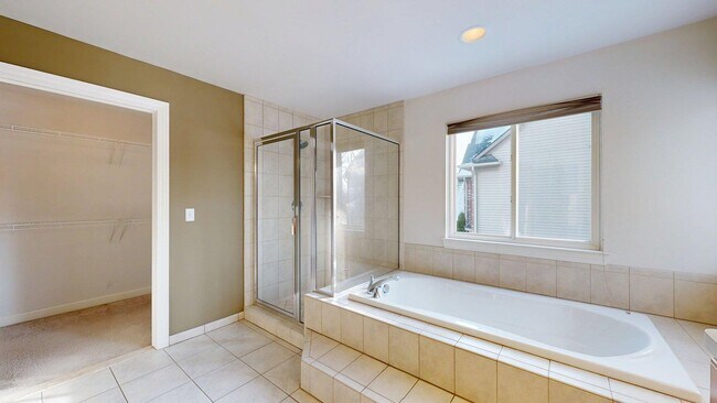 Building Photo - 12832 Nautica Ct