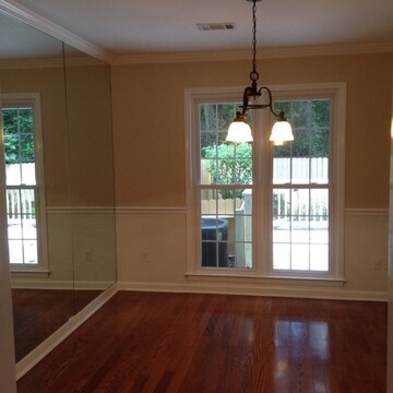Building Photo - 2960 Woodruff Dr SE