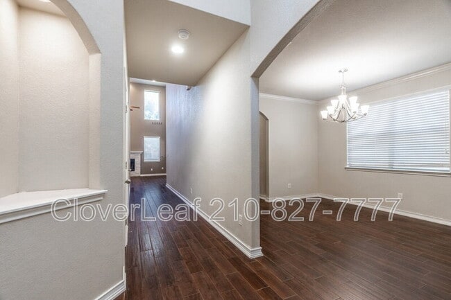 Building Photo - 213 Tumbleweed Run